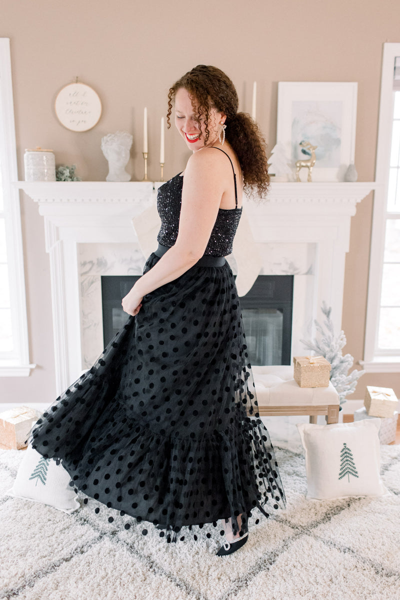 Two Ways to Wear a Polka Dot Tulle Skirt - Lizzie in Lace